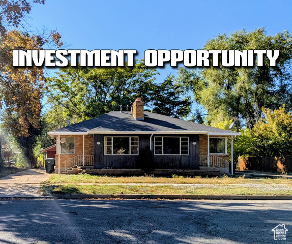 2927 Front View Featured